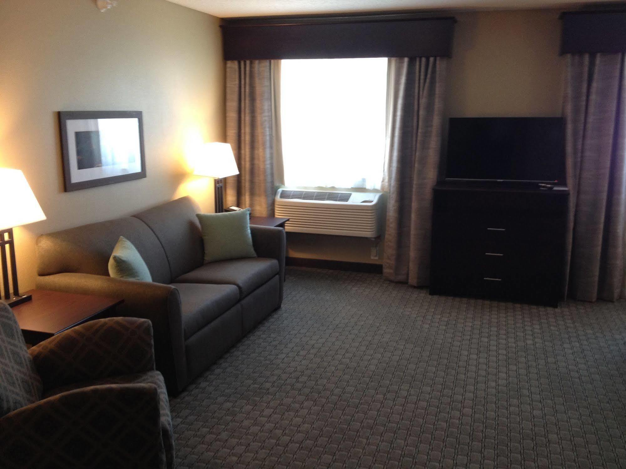 Grandstay Hotel & Suites - Glenwood Bagian luar foto