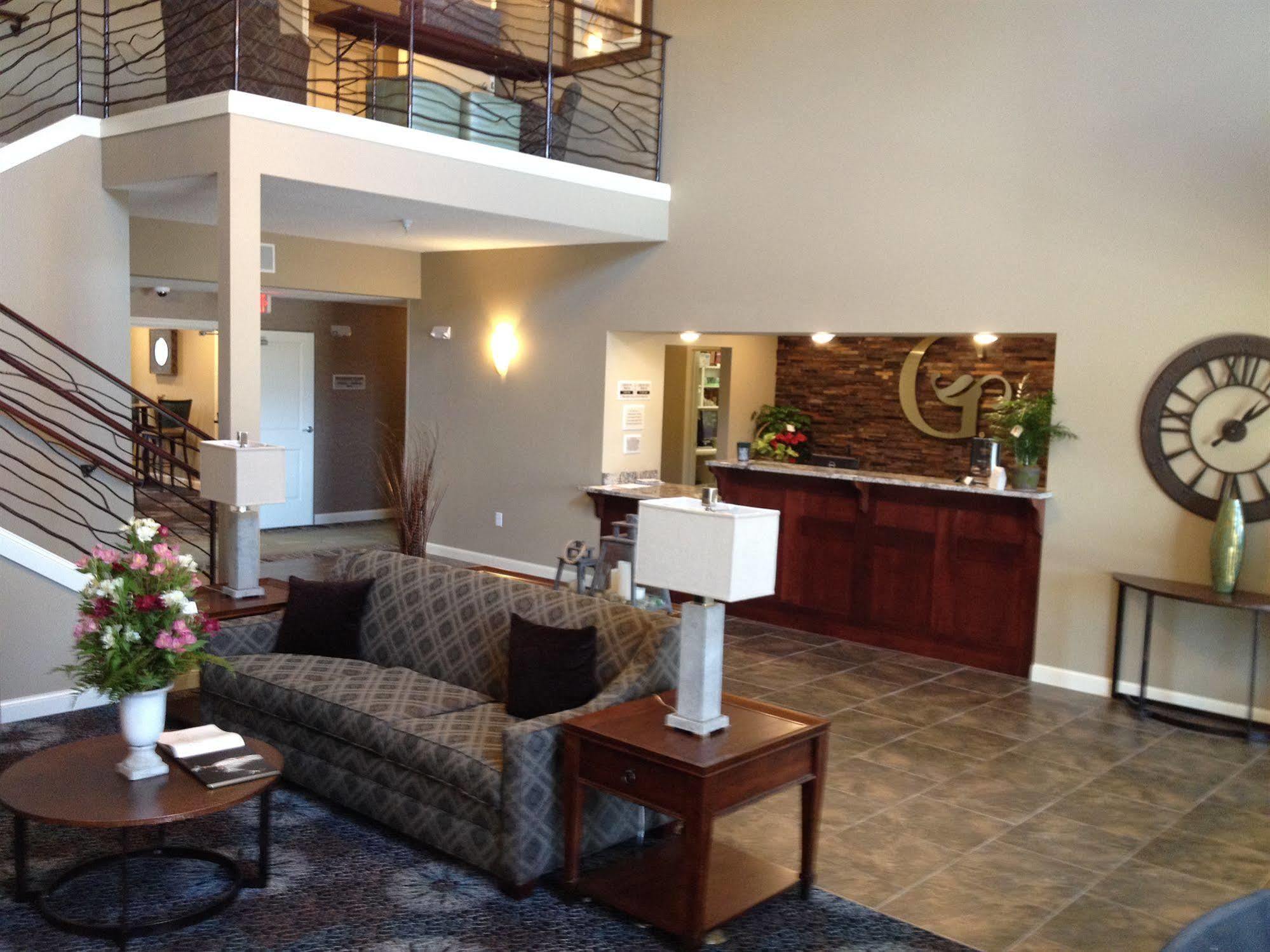 Grandstay Hotel & Suites - Glenwood Bagian luar foto
